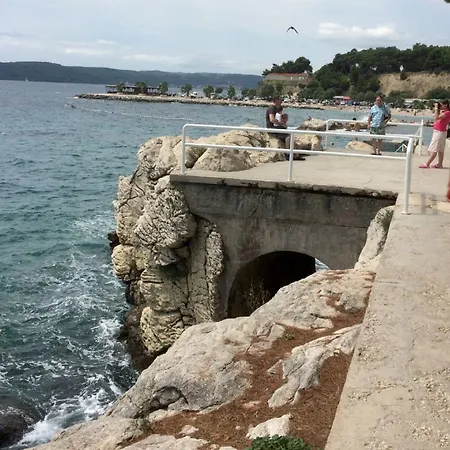 A 2 Spacious W Big Balcony 4 Min Walk To Apartman Split