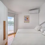 A - Luxury W Big Balcony 4 Min Walk To Апартаменты *