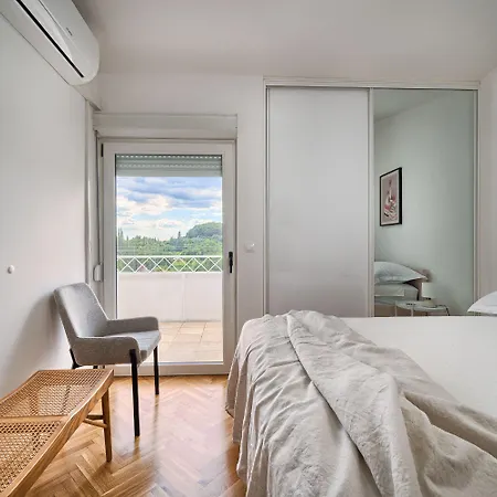 Lejlighed A 2 Spacious W Big Balcony 4 Min Walk To Split